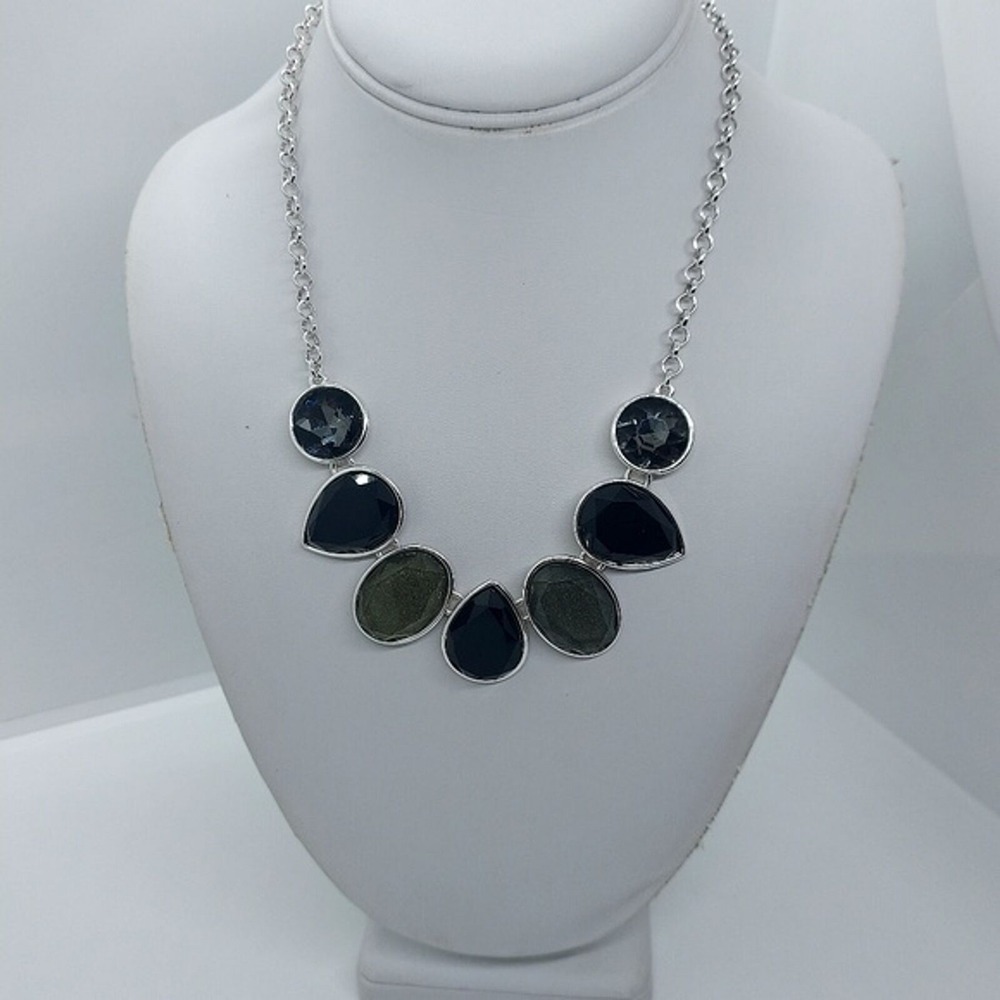 Black and olive green statement Necklace